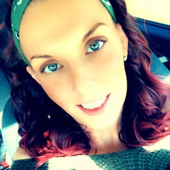 Profile Picture of Aleah Talbot (@bitchin10) on Poshmark