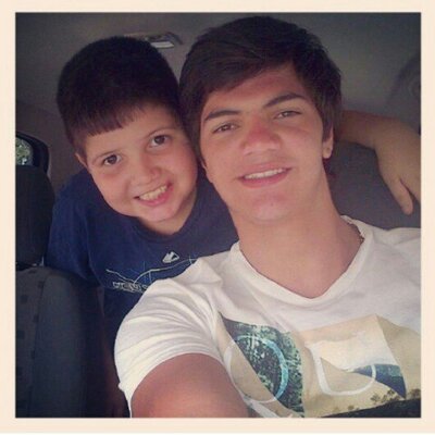 Profile Picture of Andres Rodrigues (@Avrrodrigues) on Twitter