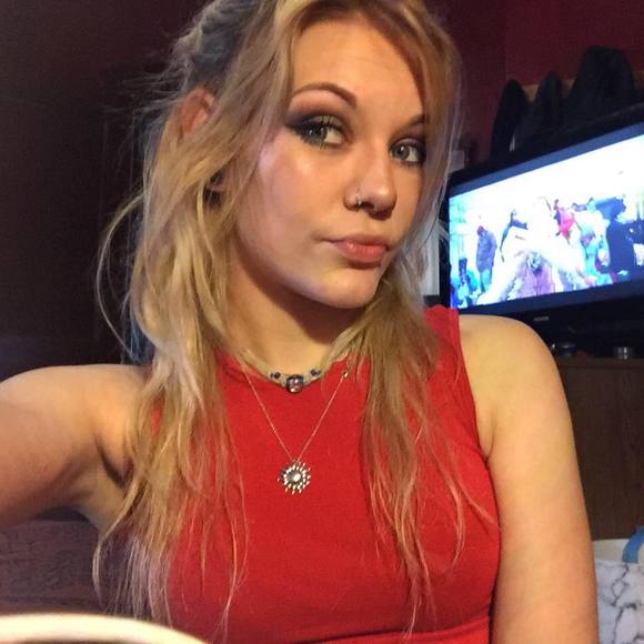 Profile Picture of Mia Kopps (@mkopps420) on Poshmark