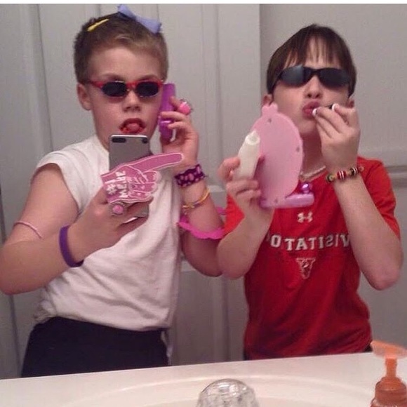 Profile Picture of Amanda Ozuna (@mandii918) on Poshmark