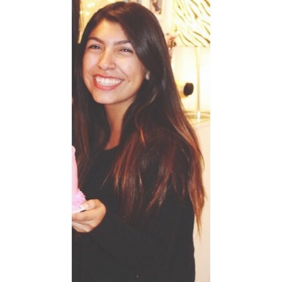 Daisy Preza - Poshmark Profile Picture of Daisy Preza (@deepreza12) on Poshmark