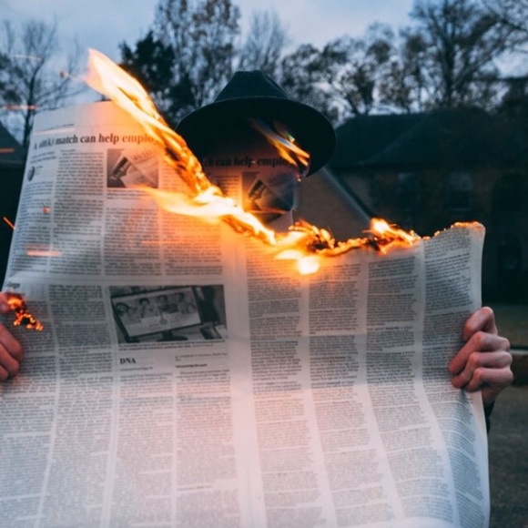 Profile Picture of Cristian Luna (@cris_lna) on Poshmark