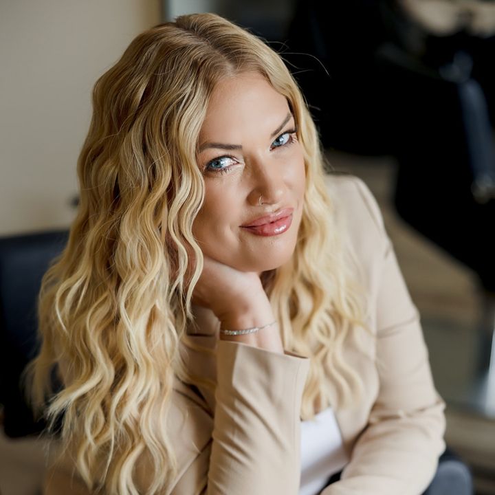 Profile Picture of 🌸 Christy Bruski 🌸 (@@christybruski) on Tiktok