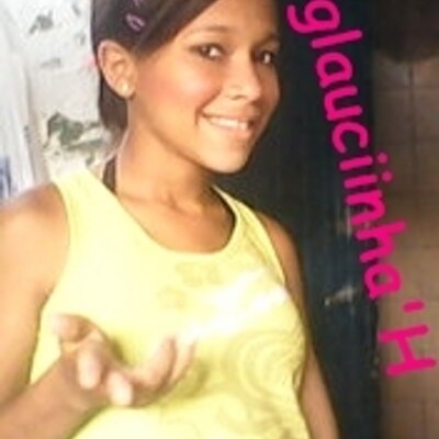 Profile Picture of Glaucia Silva (@glauciasilva22) on Twitter
