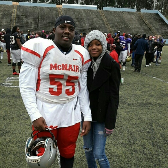 Profile Picture of Maurice Sutton (@bigmoe1997) on Poshmark