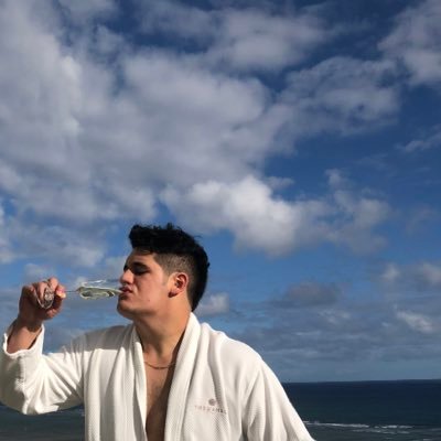 Profile Picture of Josh Kū Hauani'o (@joshhauanio) on Twitter