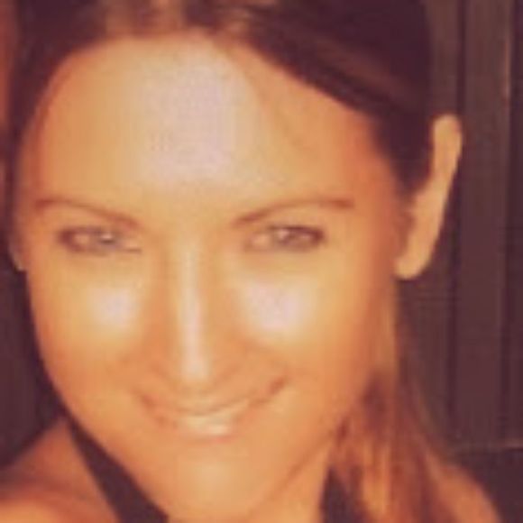 Profile Picture of Ashley Tolotti (@ashleyallison81) on Poshmark