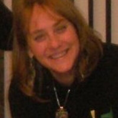 Profile Picture of Debbie Schwartz (@dash12) on Twitter