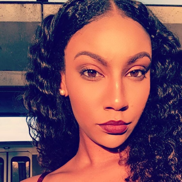 Profile Picture of Destini Monk (@dmonk8) on Poshmark