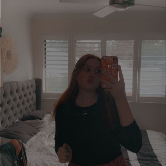 Profile Picture of Jemima Boyd (@jemimaboyd) on Poshmark