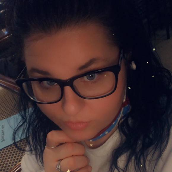 Profile Picture of Jodi Doddo (@jodilynn78) on Poshmark