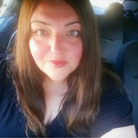 Profile Picture of Mandy Jackson (@jaxun5) on Poshmark