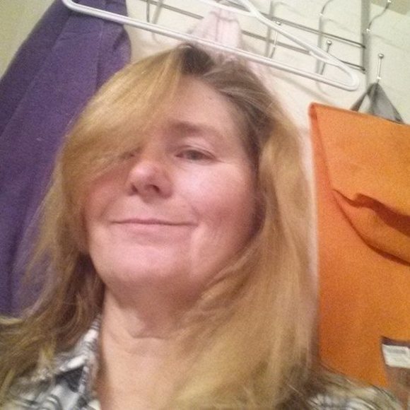 Profile Picture of Colleen Wagley (@wags1008) on Poshmark