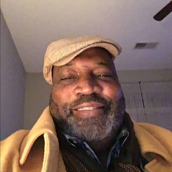 Profile Picture of Myron Evans (@myronevans) on Poshmark