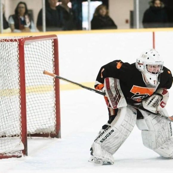 Profile Picture of Mike Barry (@mikebarry420) on Poshmark