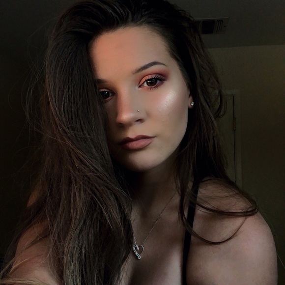 Profile Picture of Trinity Jenkins (@trinity_jenkins) on Poshmark