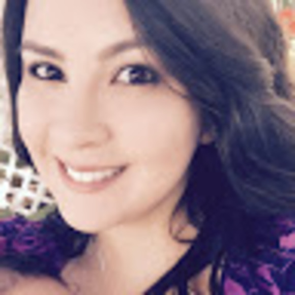 Profile Picture of Isabel Chudicek (@isabelchudicek) on Poshmark