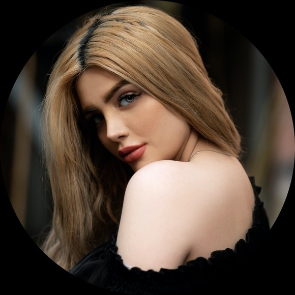 Profile Picture of Luigina Keckler (@kecklerluigina) on Poshmark