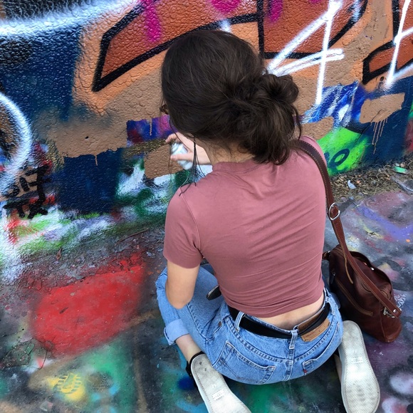 Profile Picture of Caramia Jentsch (@caramia_fleur) on Poshmark