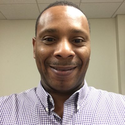 Profile Picture of Michael Ayala (@reny2k1) on Twitter