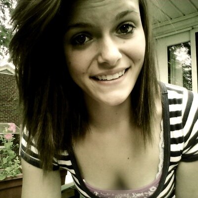 Profile Picture of Macie Campbell (@Macie1232) on Twitter