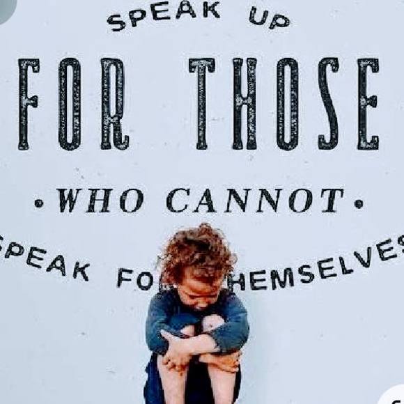 Profile Picture of Audera Beecham (@audera35) on Poshmark