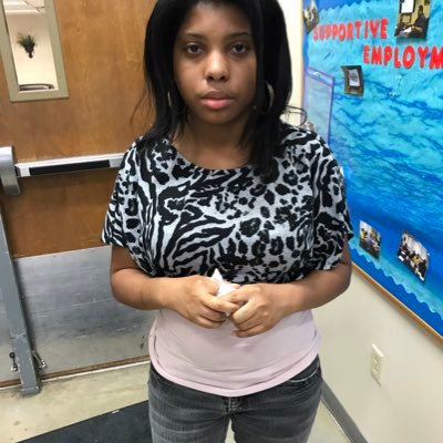 Profile Picture of Cassandra Barnes (@cassand13637144) on Twitter