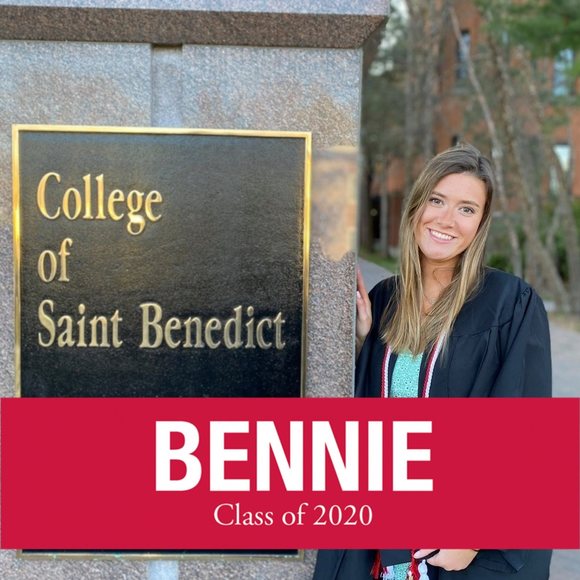 Profile Picture of Jayne Heitner (@jayneheitner) on Poshmark