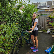 Profile Picture of Lisa Prins (@lisaprins178) on Youtube