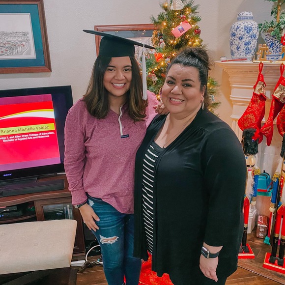 Profile Picture of Brianna Valdez (@bvaldezz) on Poshmark