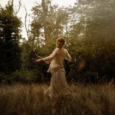 Profile Picture of Jeannette LaPointe (@jeannettesio) on Twitter