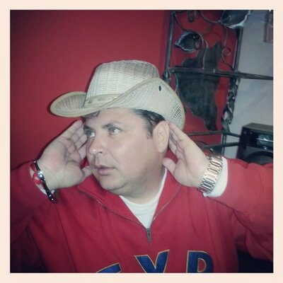 Profile Picture of Oscar Coronel (@oscarcoronel72) on Twitter