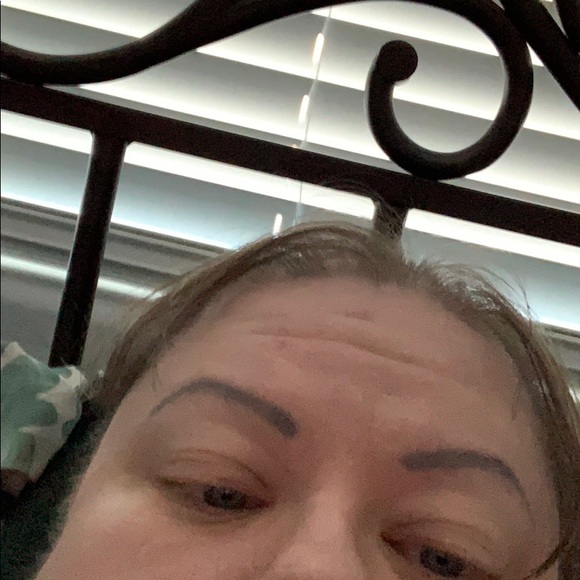 Profile Picture of Christina Pardo (@ckpardo) on Poshmark