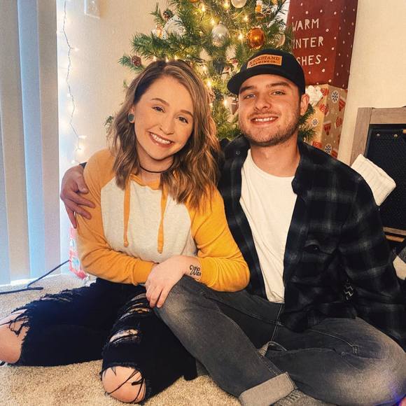 Profile Picture of Hailey Haynes (@haileyhaynes299) on Poshmark