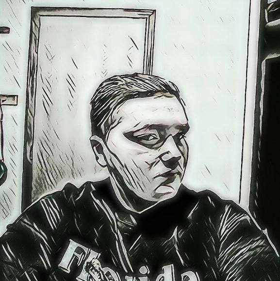 Profile Picture of Michael Uyttenhove (@muyttenhove) on Poshmark