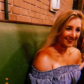 Profile Picture of Alexandra Davis (@alidavis25) on Pinterest