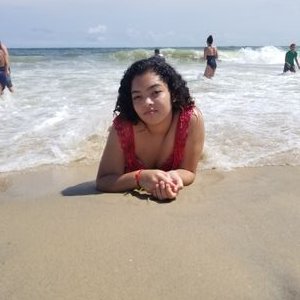 Profile Picture of Shayline Maia (@MartinShay_line) on Twitter