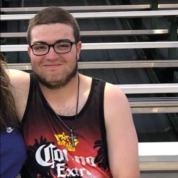 Profile Picture of Brandon Howell (@bhowell29) on Poshmark