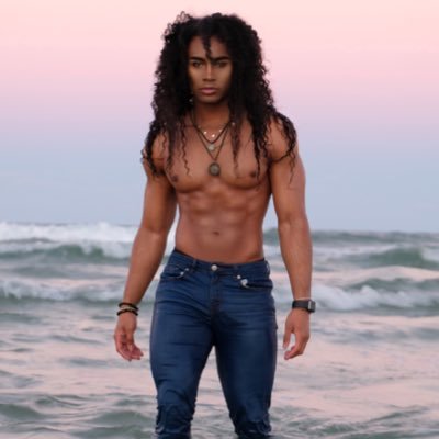 Profile Picture of Taylor Tyler (@tylerjtaylor_) on Twitter