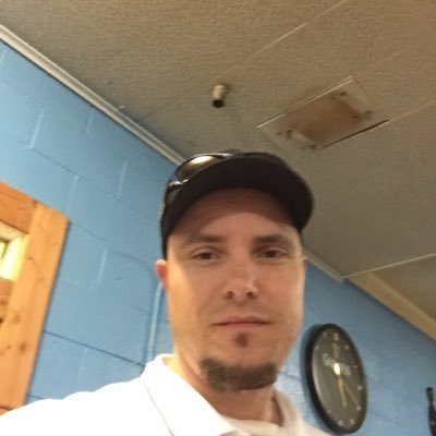 Profile Picture of Geoff Barnes (@Geoffbarnes9) on Twitter