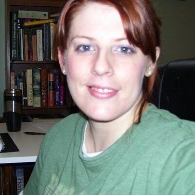 Profile Picture of Jocelyn Clarke (@Eowyn30) on Twitter