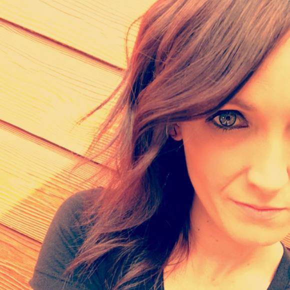 Profile Picture of Lauren alexis Gulish (@laurengulish) on Poshmark
