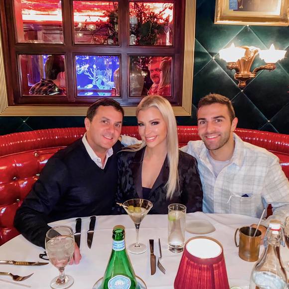 Profile Picture of Christine Harmeyer (@theprincessbee) on Poshmark