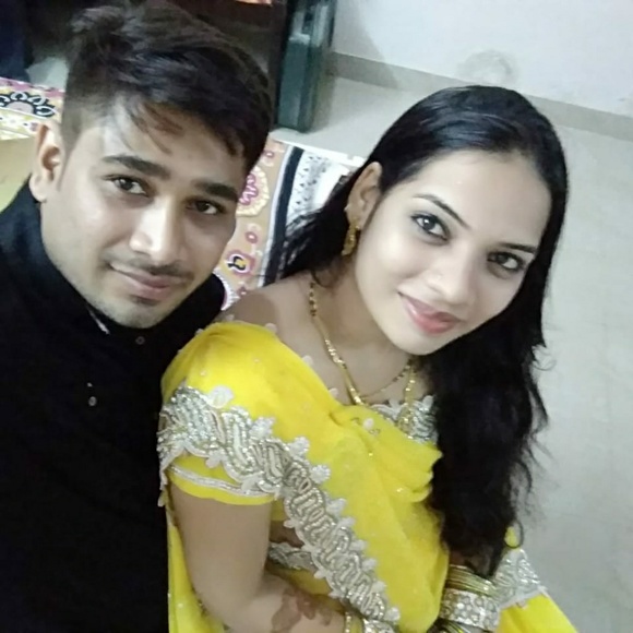 Profile Picture of Nasreen Shaikh (@nasreenamir9093) on Poshmark