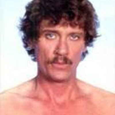 Profile Picture of Brian Healey (@Lovebullet22) on Twitter
