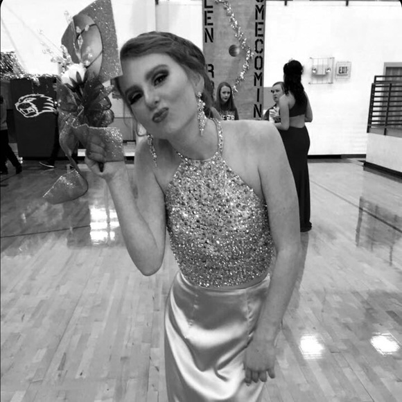 Profile Picture of Abby Dammann (@abbydammann) on Poshmark