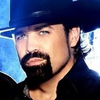 Profile Picture of John Hagen (@JohnTheTenor) on Twitter