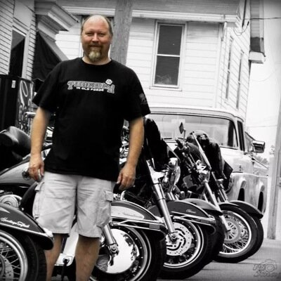 Profile Picture of michael beare (@MichaelBeare) on Twitter