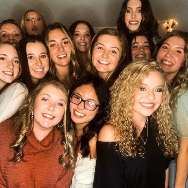 Profile Picture of _annieseth (@_annieseth) on Tiktok