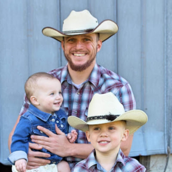 Profile Picture of Dominic Bennett (@oneil878) on Poshmark